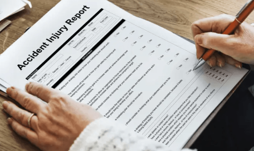 How Employers Are Required to Handle Workplace Injury Reports