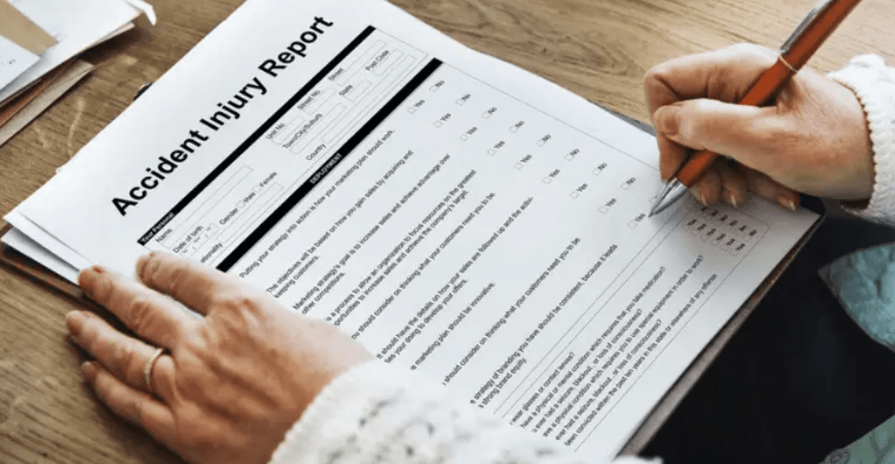 How Employers Are Required to Handle Workplace Injury Reports