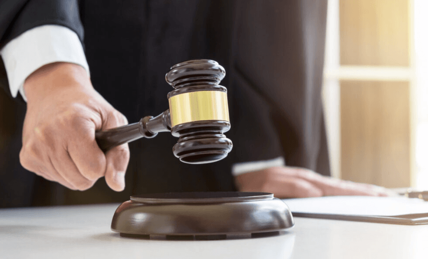 What a Case Manager Does in a Large Personal Injury Law Firm