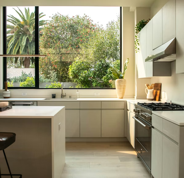 Kitchen Renovation Ideas for Small Spaces and Tight Layouts