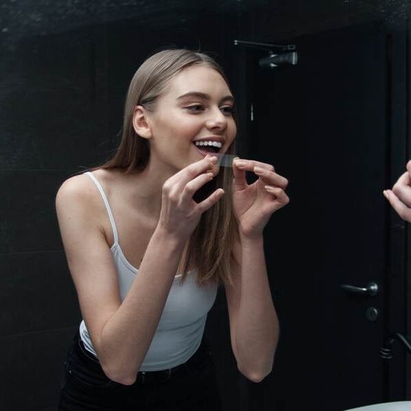 What Makes Teeth Whitening Strips So Effective for At‑Home Use