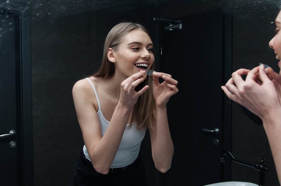What Makes Teeth Whitening Strips So Effective for At‑Home Use