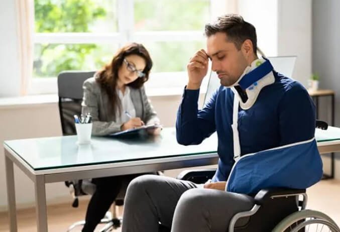 6 Questions to Ask Birth Injury Lawyers Before You Hire Them