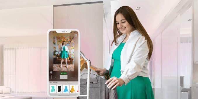 How Virtual Fitting Rooms Help Online Shoppers Make Better Clothing Choices