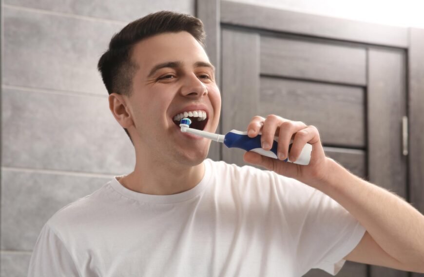 How A Family Dentist Can Help With Persistent Bad Breath